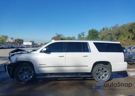2016 GMC Yukon Xl Denali z USA, uszkodzony, nr VIN 1GKS2HKJ7GR390029